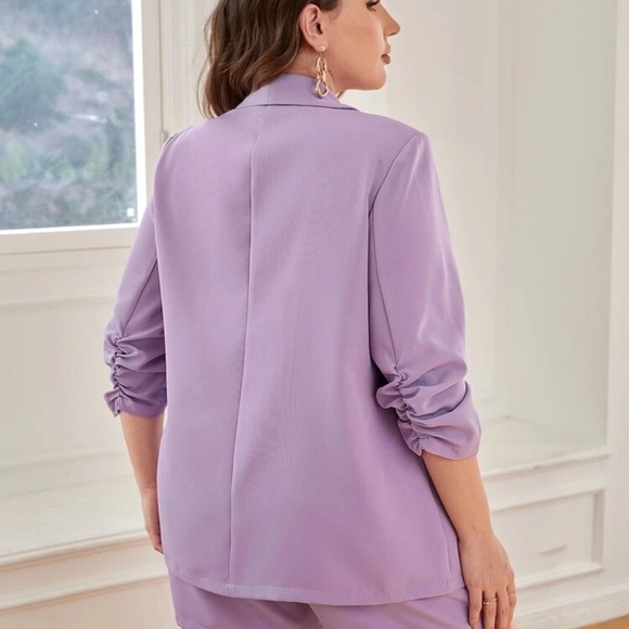 Matching set blazer and high waist shorts - Picture 2 of 3